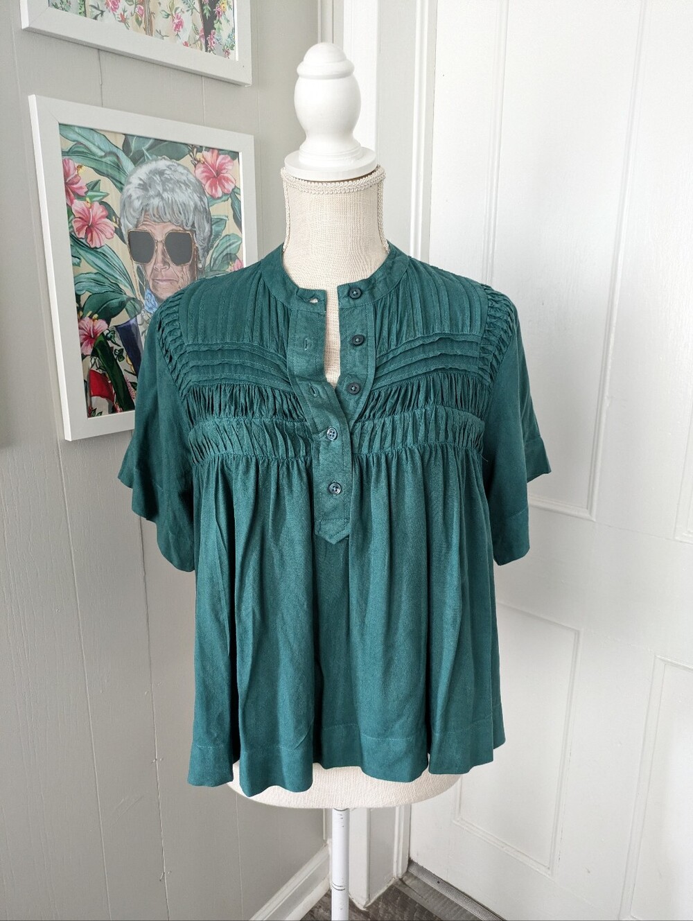 Solitaire Green Short-Sleeve Pintuck Peasant Blouse Oversized Flowy Sm